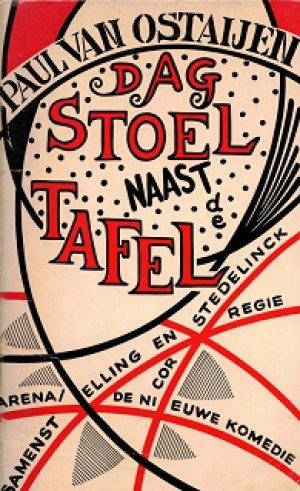 Dag stoel naast de tafel