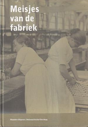 Meisjes van de fabriek. Voor de lens van de inspecteur